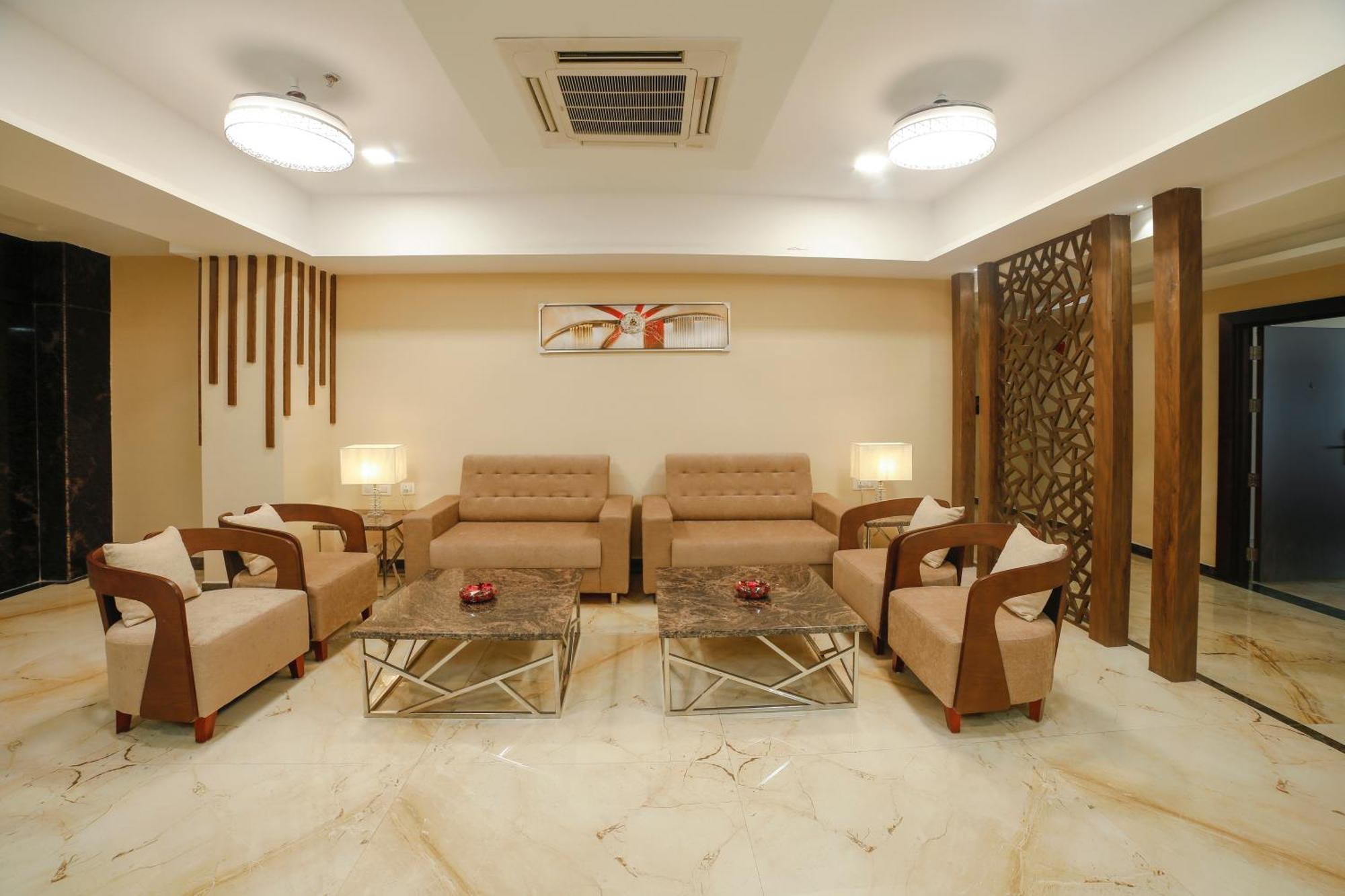 Hotel Annapurna De Royal Guntur Ngoại thất bức ảnh