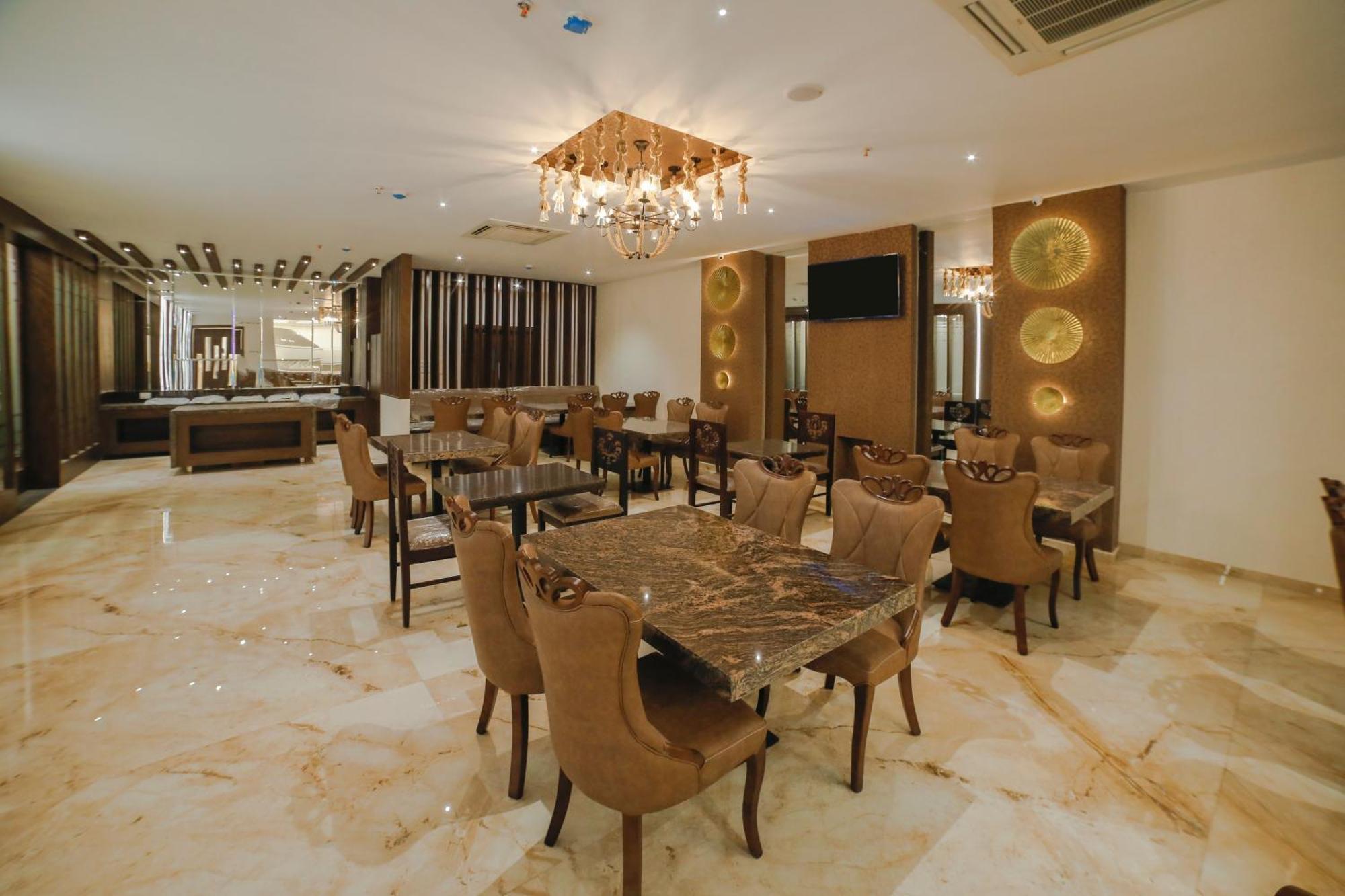 Hotel Annapurna De Royal Guntur Ngoại thất bức ảnh