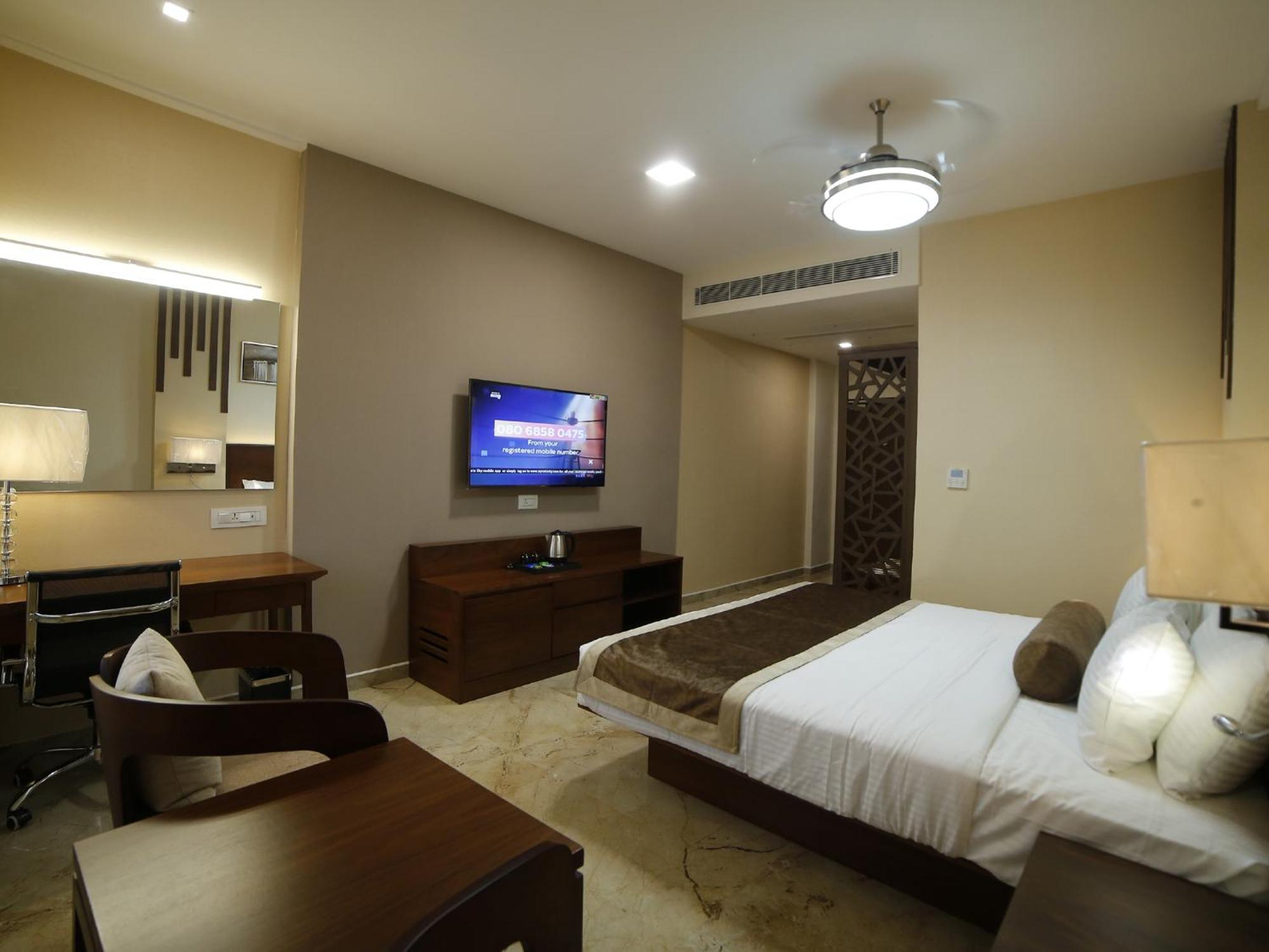 Hotel Annapurna De Royal Guntur Ngoại thất bức ảnh
